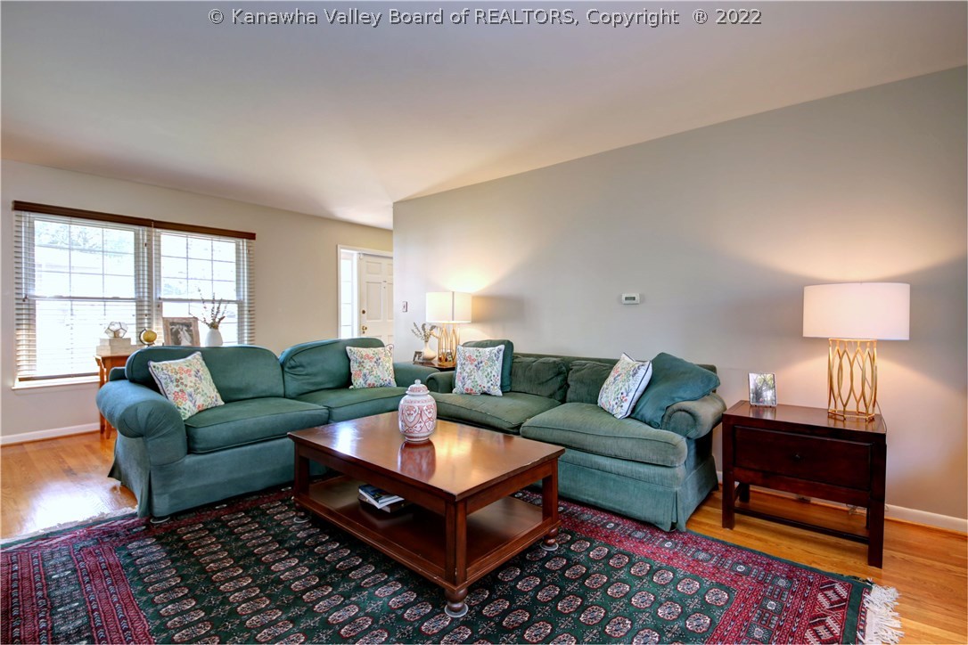 2018 Northwood Road Charleston, WV 25314 - Photo 6 of 29 Gallery Image 6