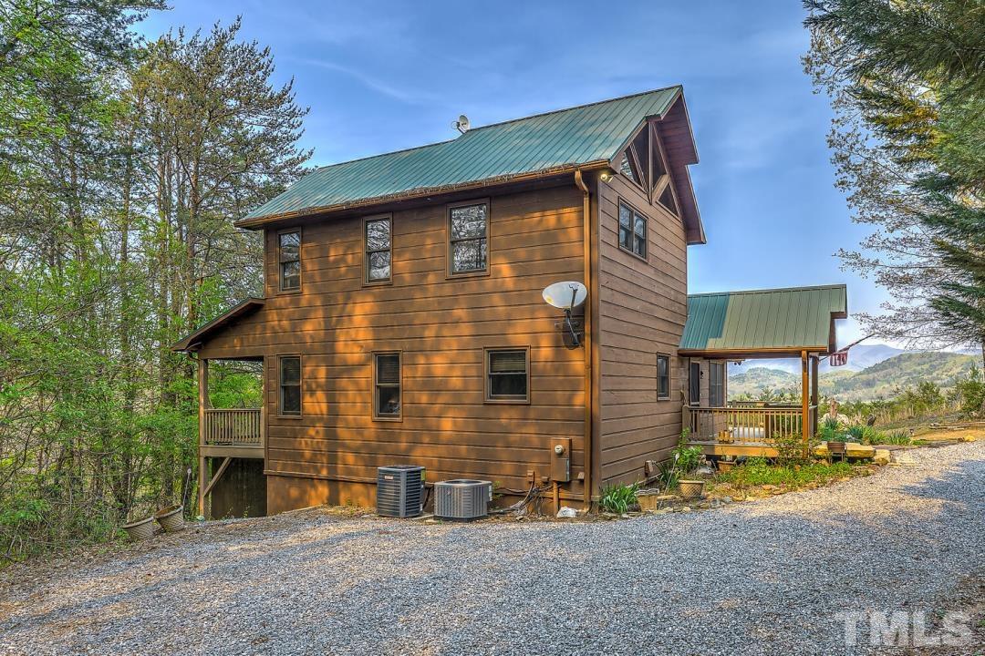 398 Pin Oak Ridge Murphy, NC 28906 - Photo 8 of 30 Gallery Image 8
