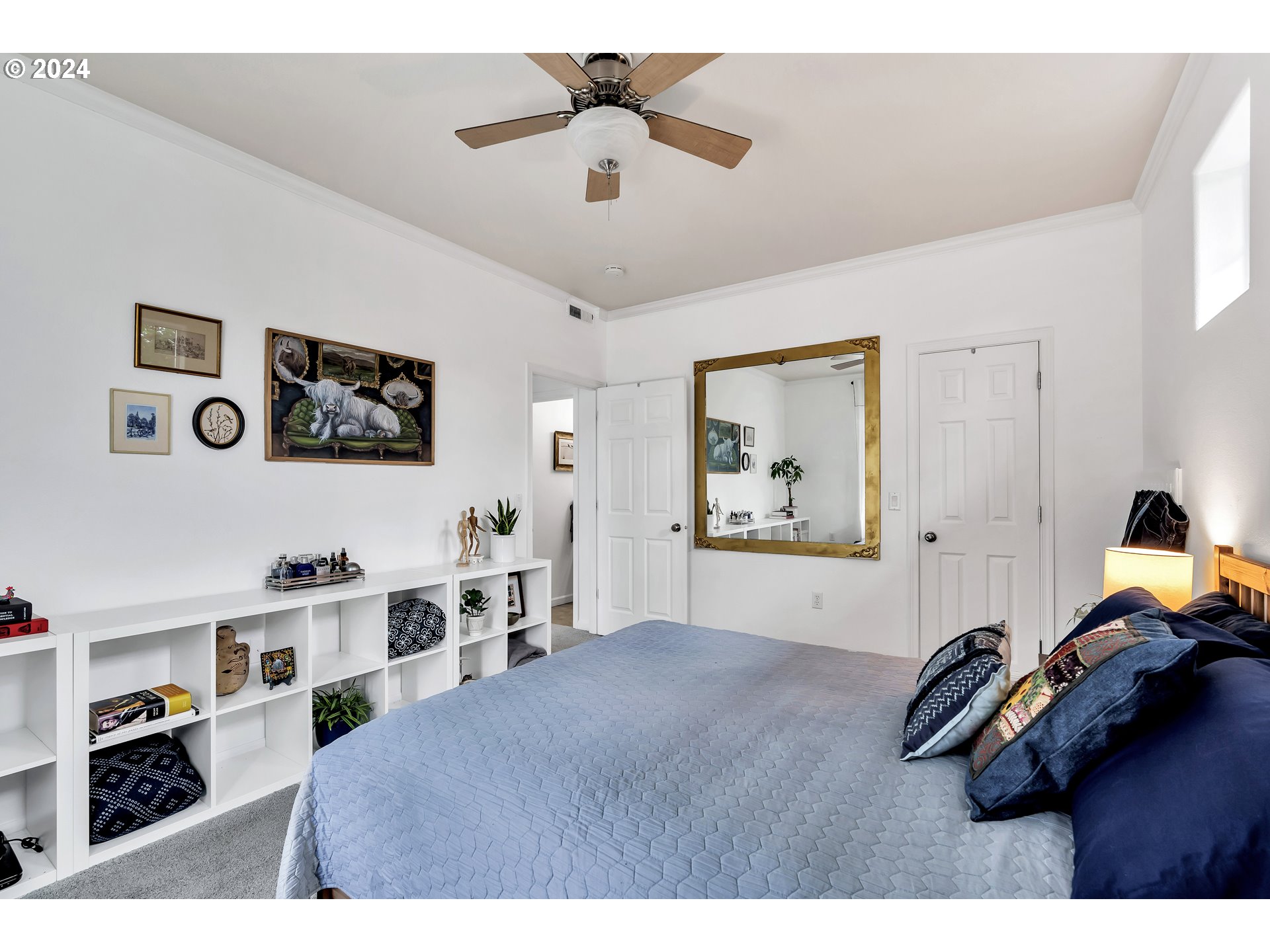 925 Springtree Lane West Linn, OR 97068 - Photo 16 of 24 a living room with furniture and a flat screen tv