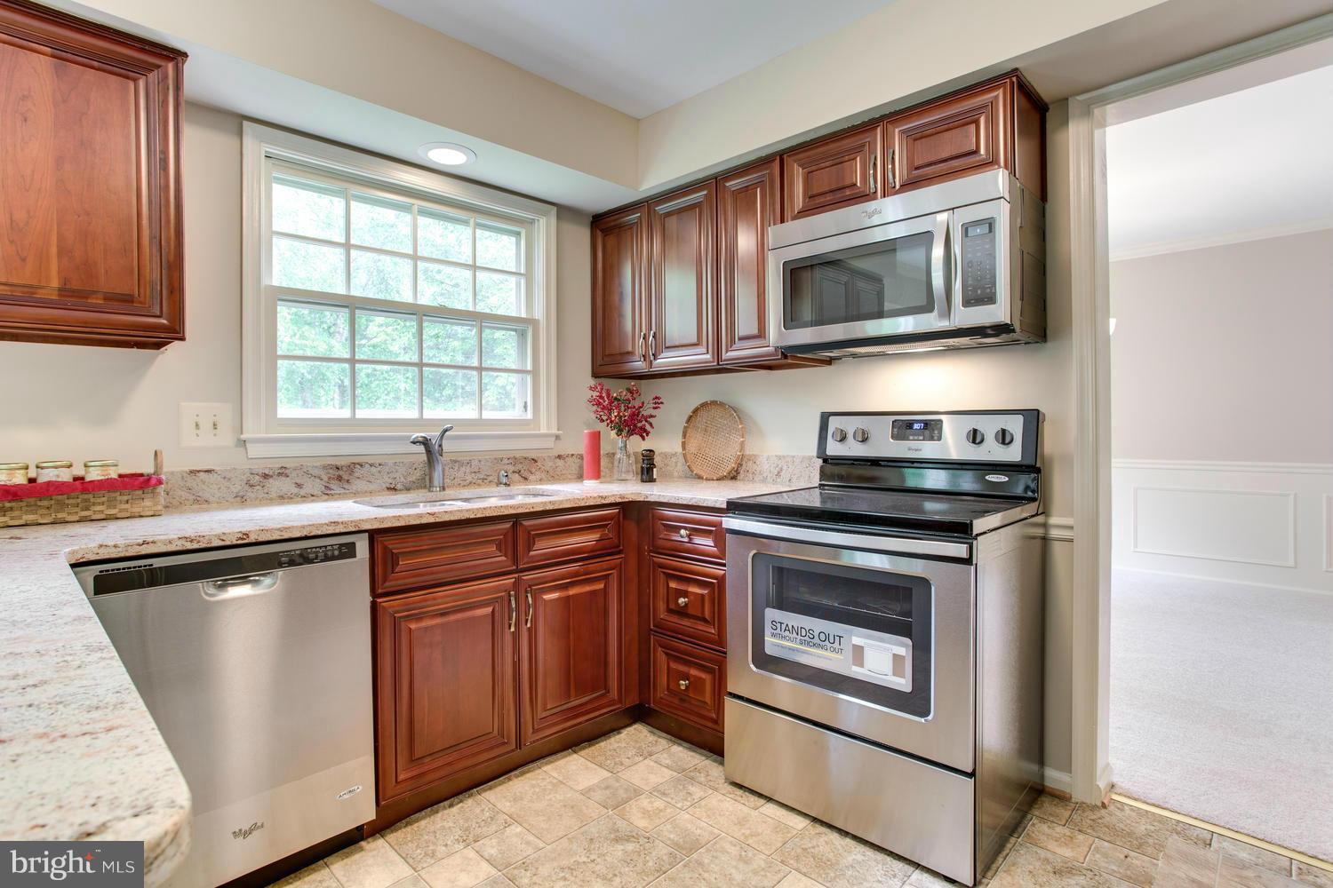 12719 Franklin Farm Road Herndon, VA 20171 - Photo 7 of 30 Kitchen