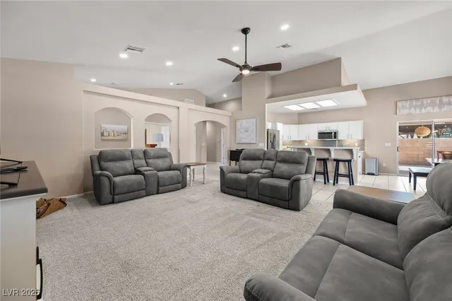 $429,900 | 1236 Country Club Drive, Laughlin, NV 89029