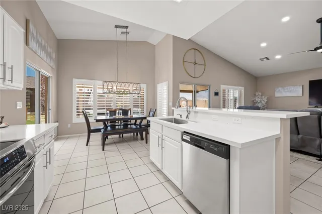 $429,900 | 1236 Country Club Drive, Laughlin, NV 89029