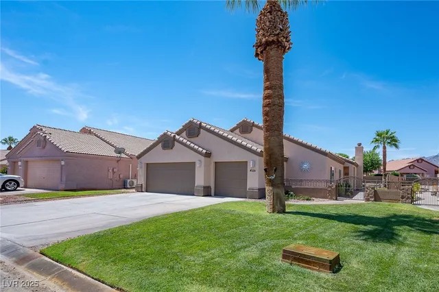 $429,900 | 1236 Country Club Drive, Laughlin, NV 89029
