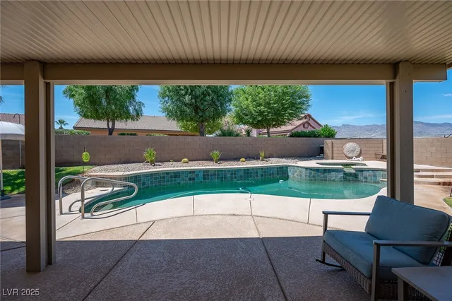 $429,900 | 1236 Country Club Drive, Laughlin, NV 89029