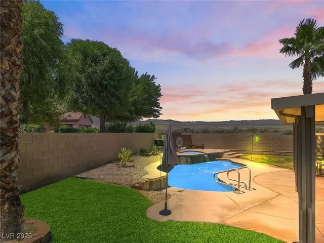 $429,900 | 1236 Country Club Drive, Laughlin, NV 89029