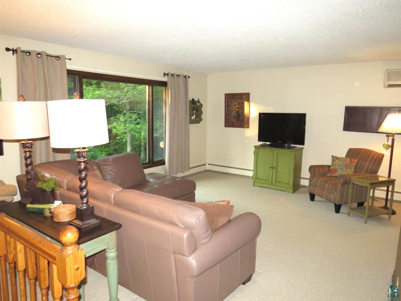 4426 West Calvary Road Duluth, MN 55803 - Photo 3 of 24