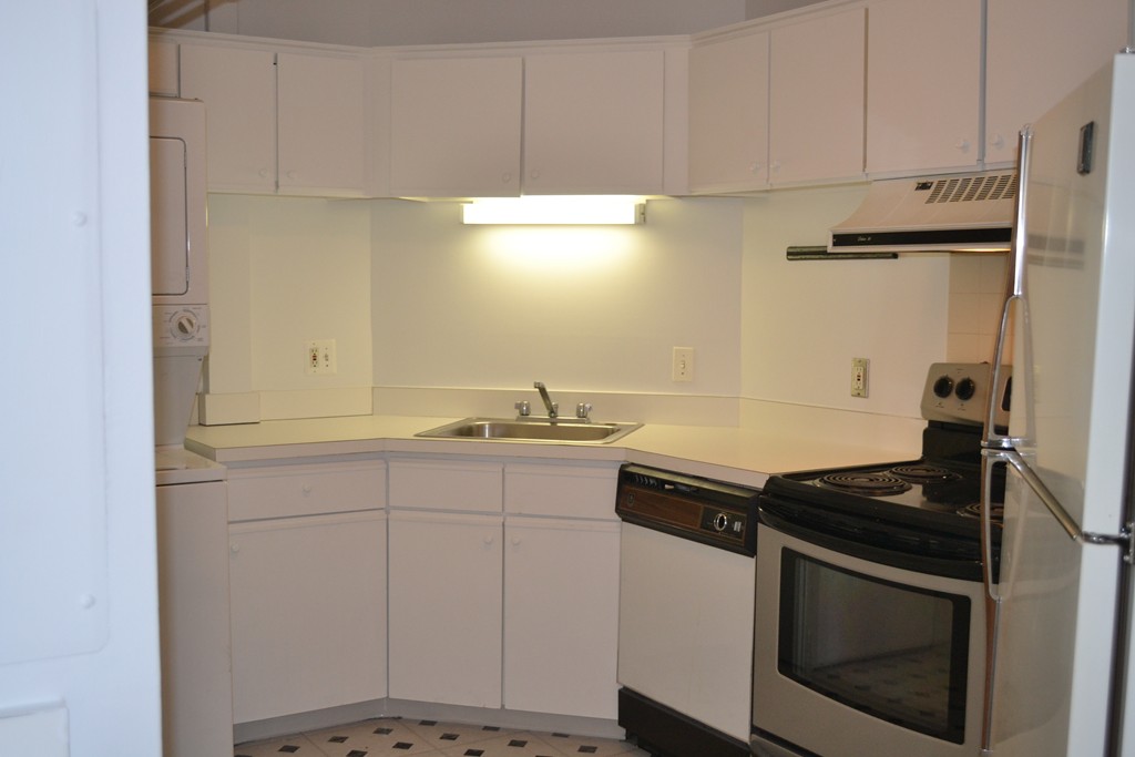 51 Pettee Street, Unit 33 Newton, MA 02464 - Photo 7 of 7