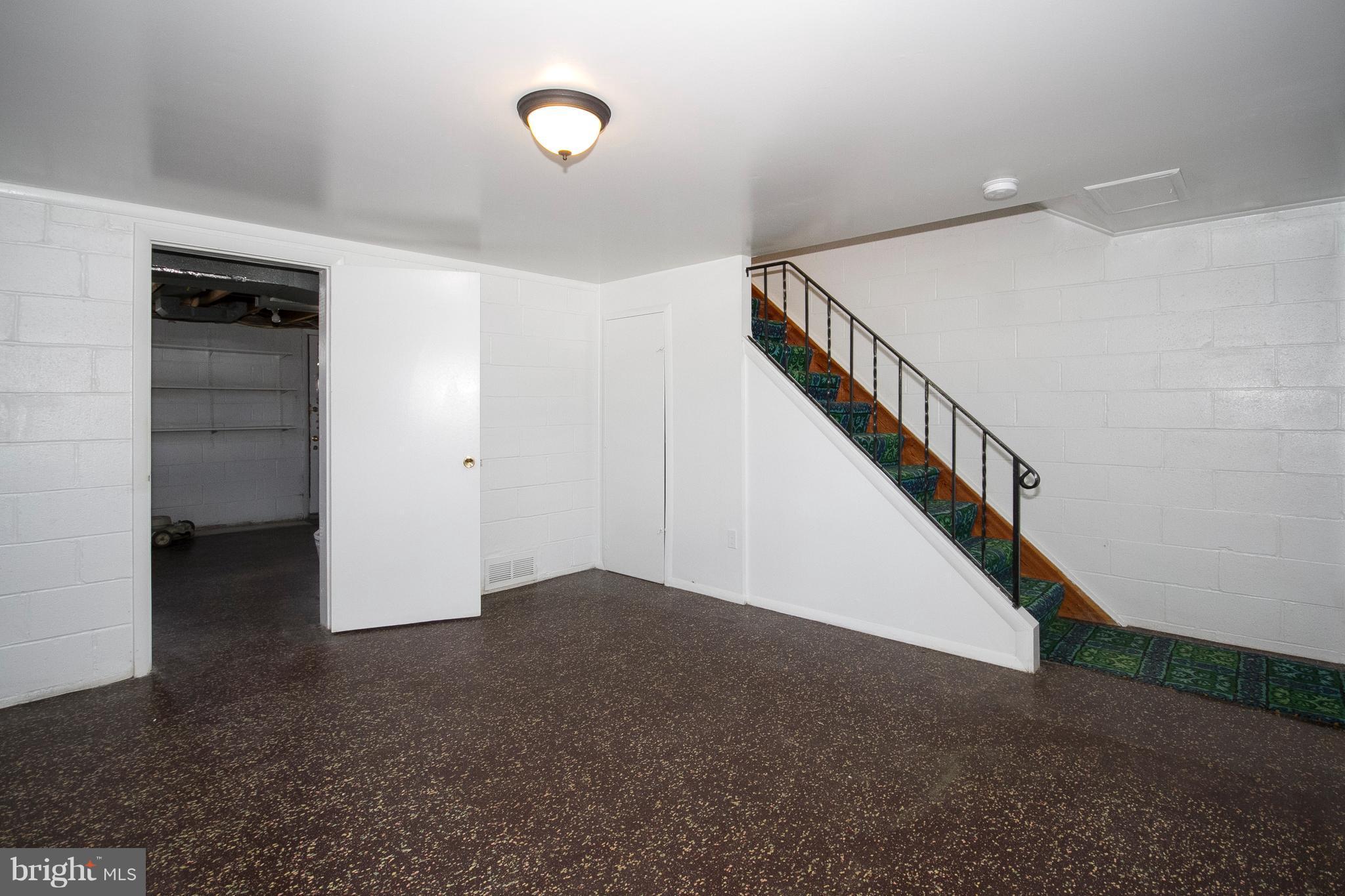 6936 Blanche Road Baltimore, MD 21215 - Photo 15 of 15 a view of entryway