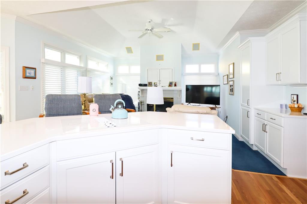 12295 Ridgeside Road Indianapolis, IN 46256 - Photo 19 of 55 Gallery Image 19