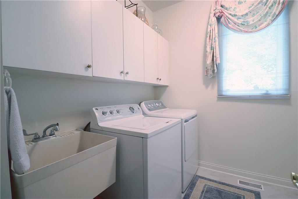 12295 Ridgeside Road Indianapolis, IN 46256 - Photo 26 of 55 Gallery Image 26