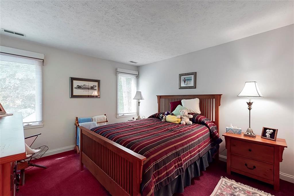 12295 Ridgeside Road Indianapolis, IN 46256 - Photo 32 of 55 Gallery Image 32