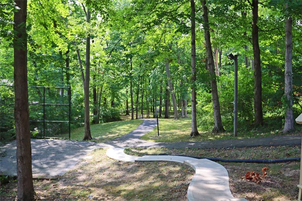 12295 Ridgeside Road Indianapolis, IN 46256 - Photo 51 of 55 Gallery Image 51