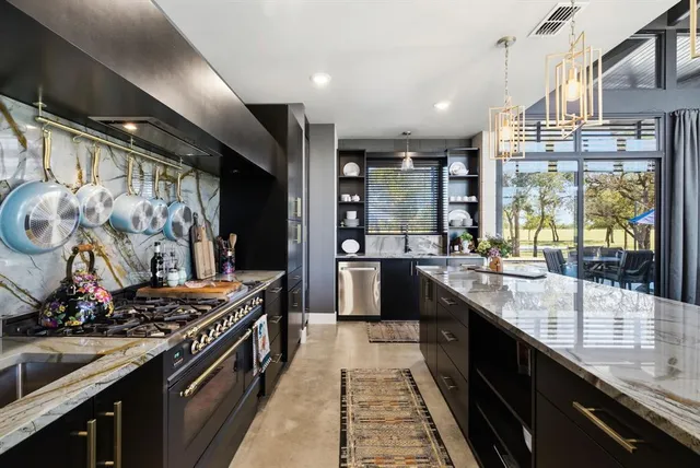 $1,795,000 | 2101 Cool Junction, Millsap, TX 76066