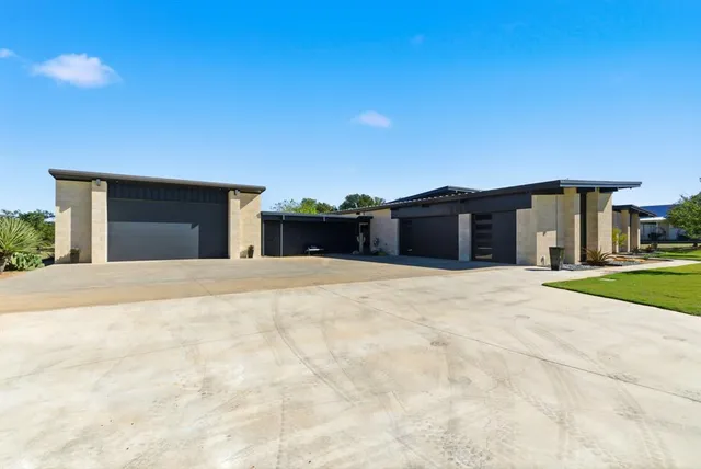 $1,795,000 | 2101 Cool Junction, Millsap, TX 76066