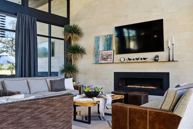 $1,795,000 | 2101 Cool Junction, Millsap, TX 76066