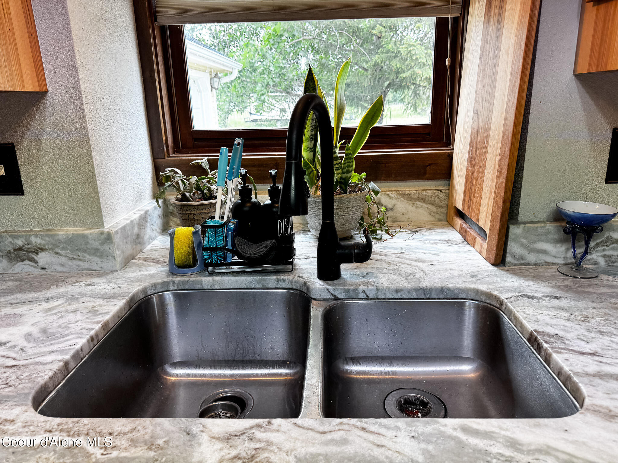 1264 West Garwood Road Rathdrum, ID 83858 - Photo 21 of 69 kitchen