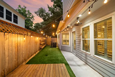 $529,900 | 4926 Ella Boulevard, Houston, TX 77018