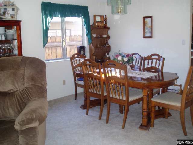 3085 Reuben Drive Reno, NV 89502 - Photo 2 of 9 Photo 2