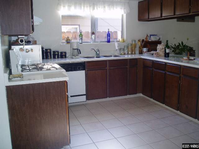 3085 Reuben Drive Reno, NV 89502 - Photo 3 of 9 Photo 3