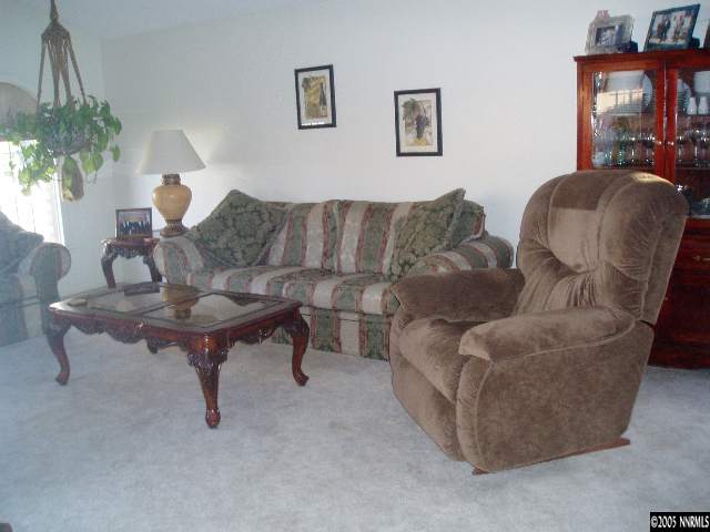 3085 Reuben Drive Reno, NV 89502 - Photo 6 of 9 Photo 6