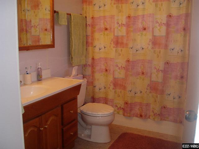 3085 Reuben Drive Reno, NV 89502 - Photo 7 of 9 Photo 7