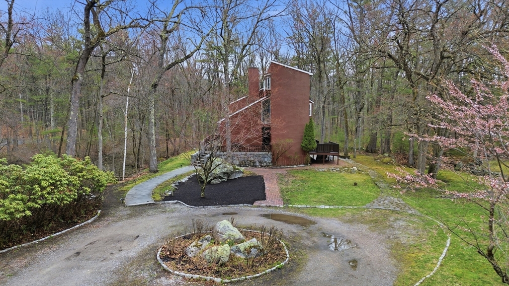 400 Rutland Street Carlisle, MA 01741 - Photo 36 of 42 Gallery Image 36