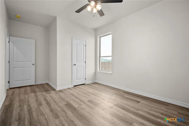 $399,999 | 126 Leon Lane, Kempner, TX 76539