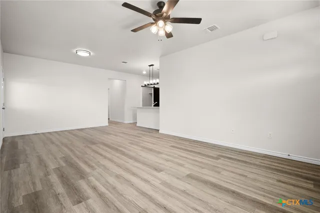 $399,999 | 126 Leon Lane, Kempner, TX 76539