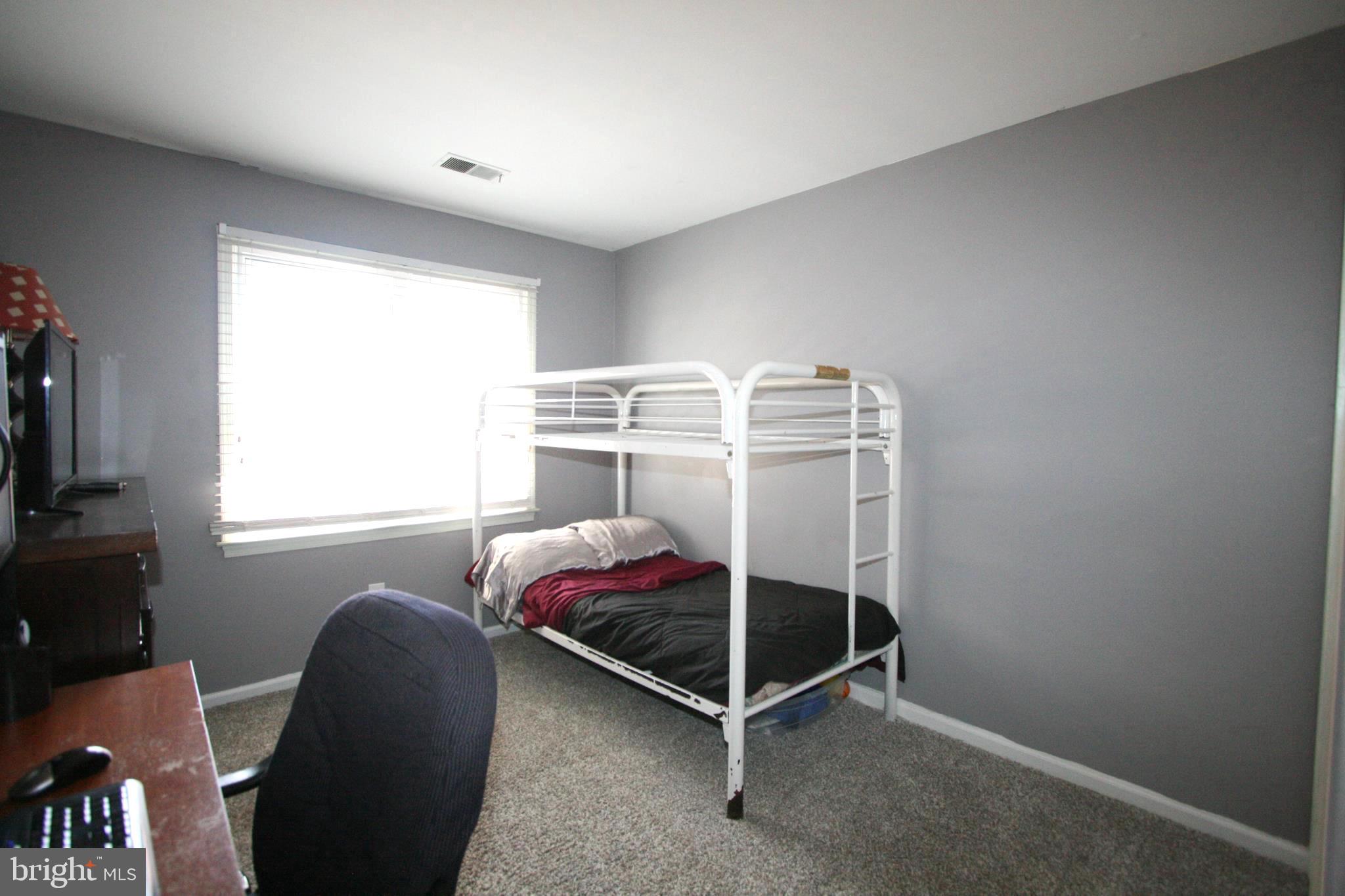 1624 Colonial Way Frederick, MD 21702 - Photo 9 of 16 Good size 2nd bedroom!