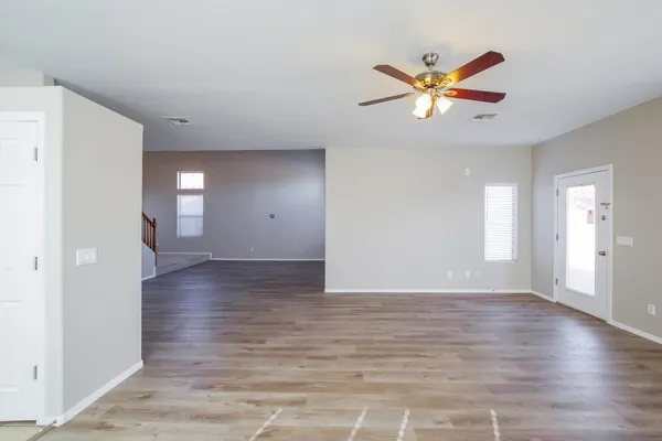 $2,300 | 2189 South 88th Avenue, Tolleson, AZ 85353