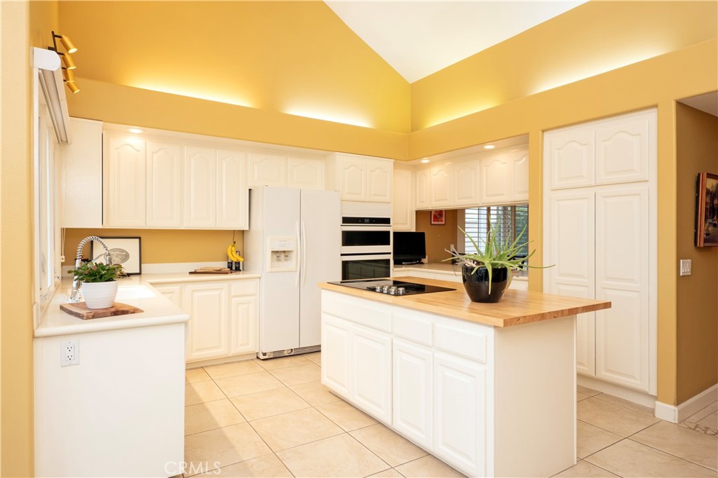 1804 Prince Albert Drive Riverside, CA 92507 - Photo 21 of 65