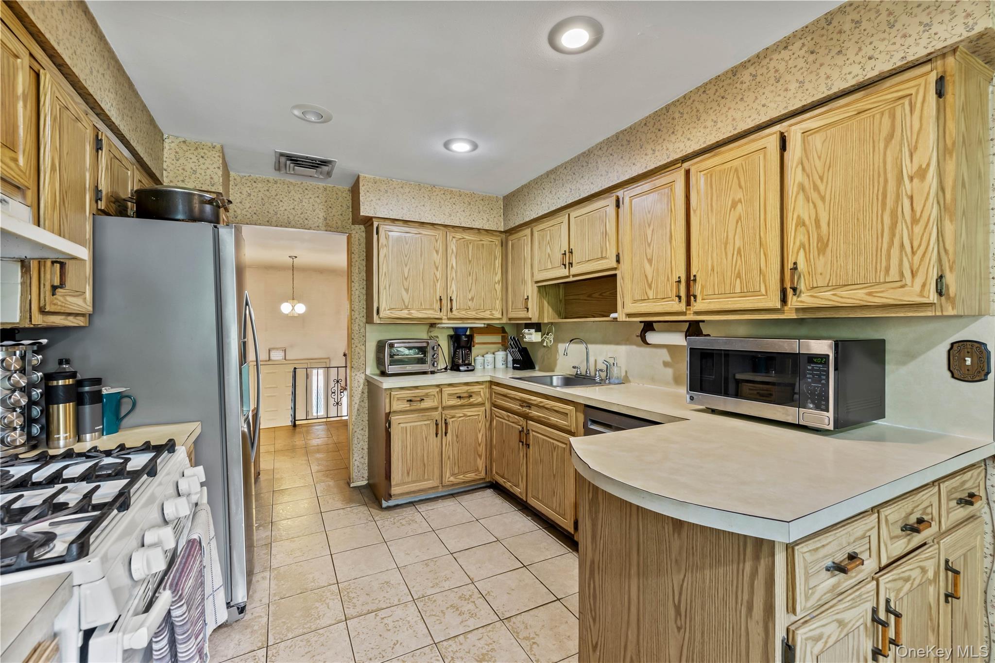 29 Sunny Ridge Road Spring Valley, NY 10977 - Photo 14 of 31