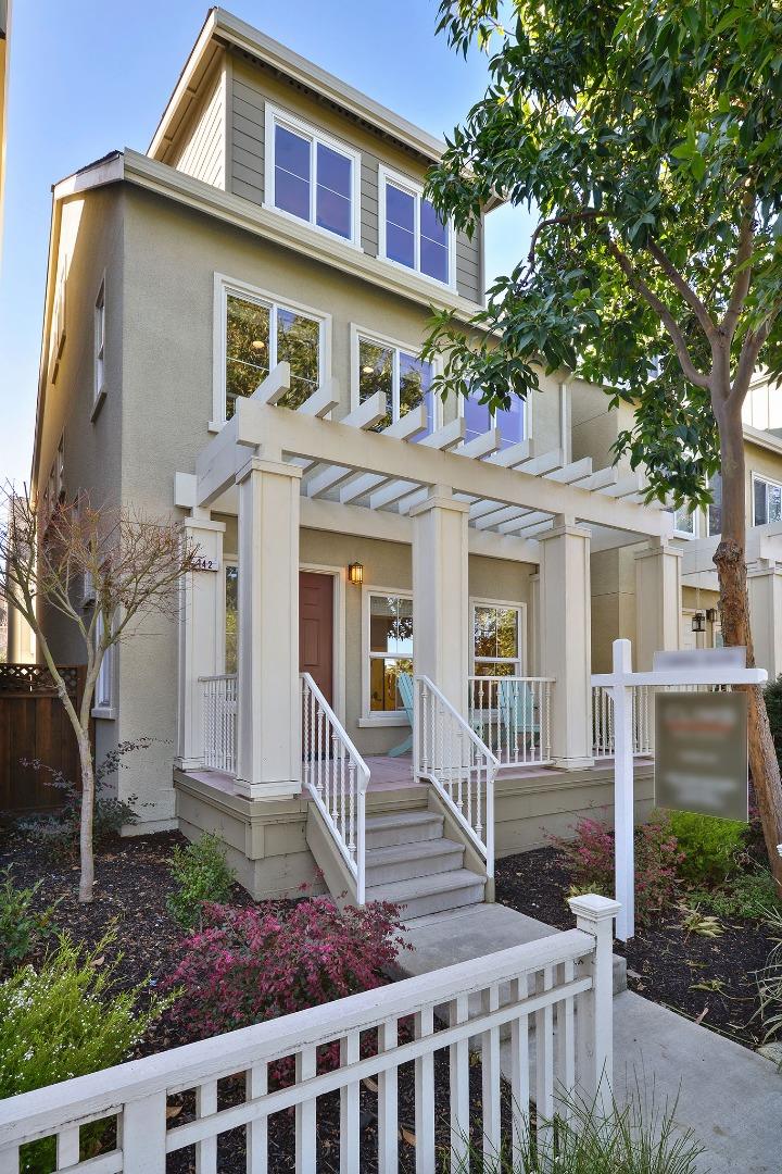 142 Azalea Drive Mountain View, CA 94041 - Photo 34 of 34 a front view of a house with a garden