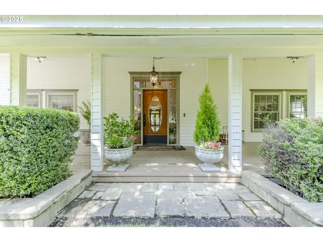 $1,995,000 | 45871 Goodpasture Road, Vida, OR 97488