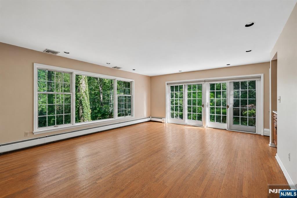 3 Orchard Road Butler, NJ 07405 - Photo 12 of 50 Gallery Image 12