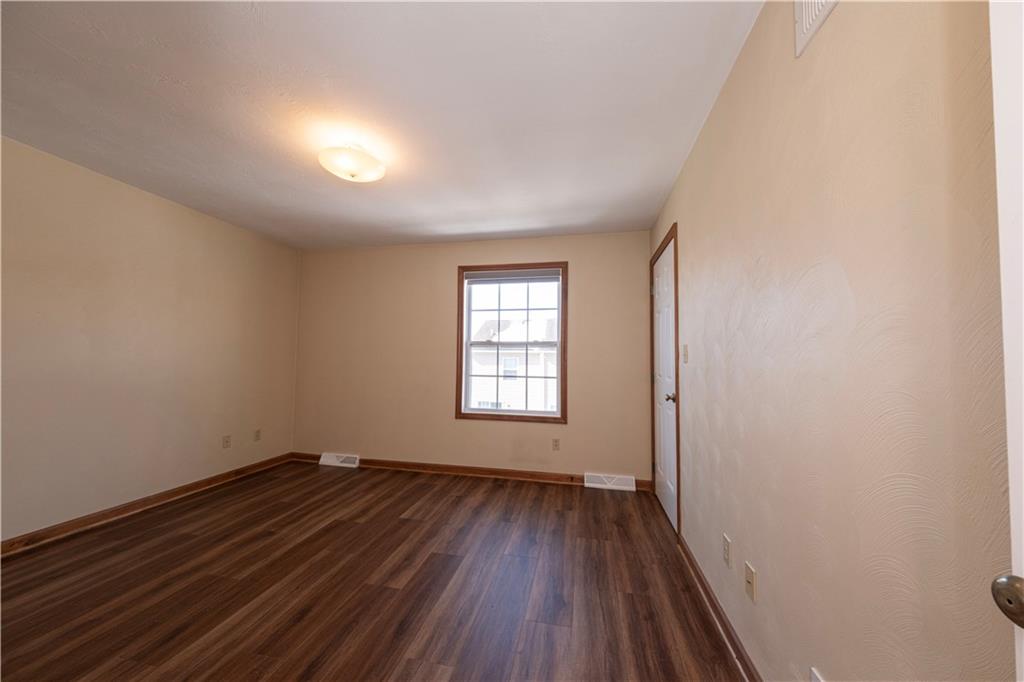 531 Reed Court Jeannette, PA 15644 - Photo 11 of 15