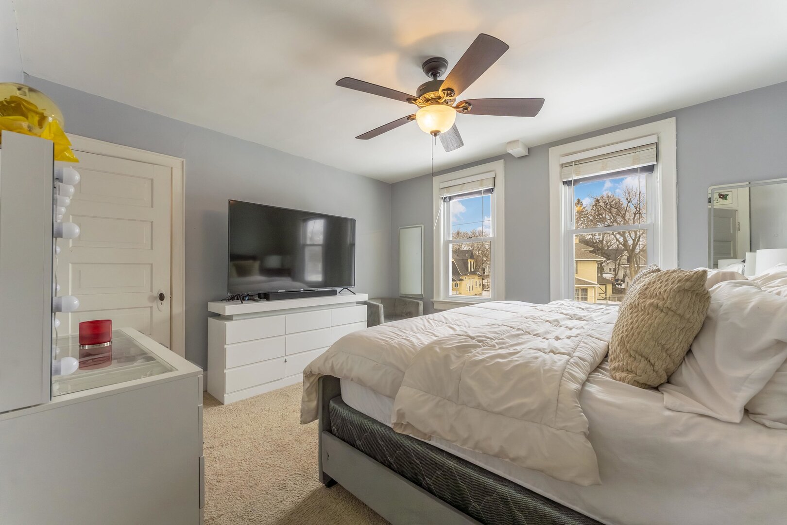 483 Barrett Street Elgin, IL 60120 - Photo 11 of 20