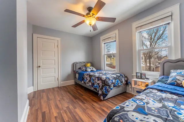 $355,000 | 483 Barrett Street, Elgin, IL 60120