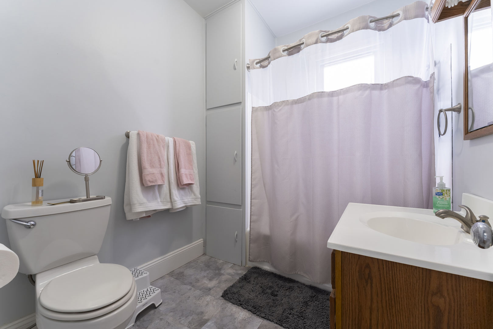 483 Barrett Street Elgin, IL 60120 - Photo 9 of 20