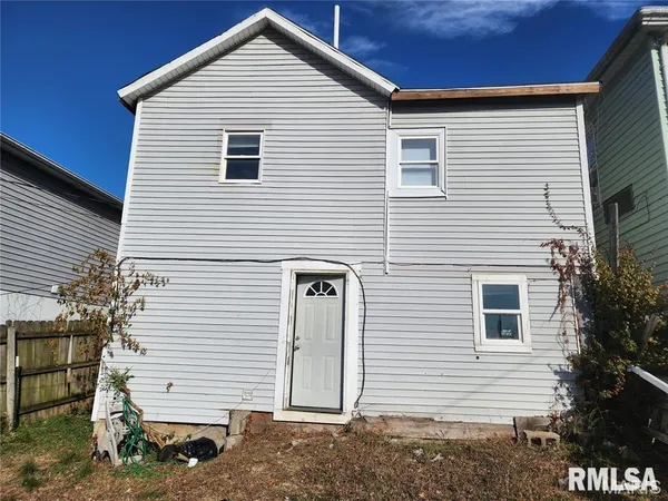 $40,000 | 2025 Broadway, Hannibal, MO 63401