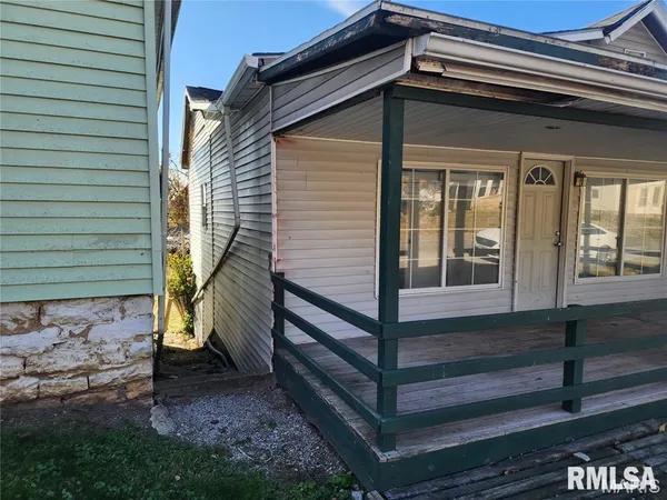 $40,000 | 2025 Broadway, Hannibal, MO 63401