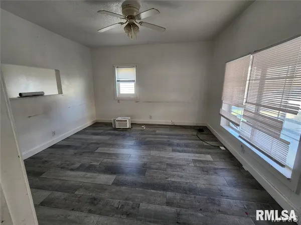 $40,000 | 2025 Broadway, Hannibal, MO 63401