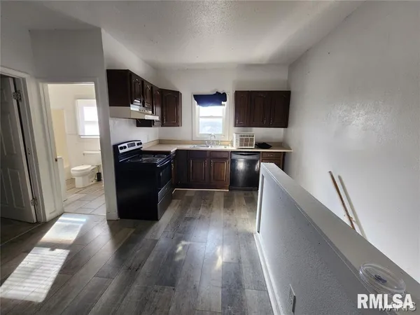 $40,000 | 2025 Broadway, Hannibal, MO 63401