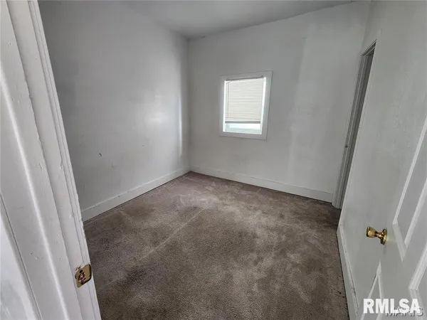 $40,000 | 2025 Broadway, Hannibal, MO 63401