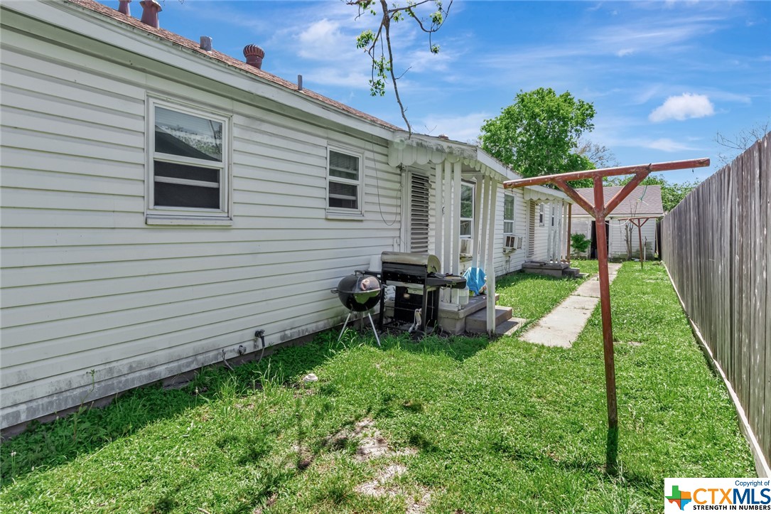 1005 Mac Arthur Street Victoria, TX 77901 - Photo 37 of 38