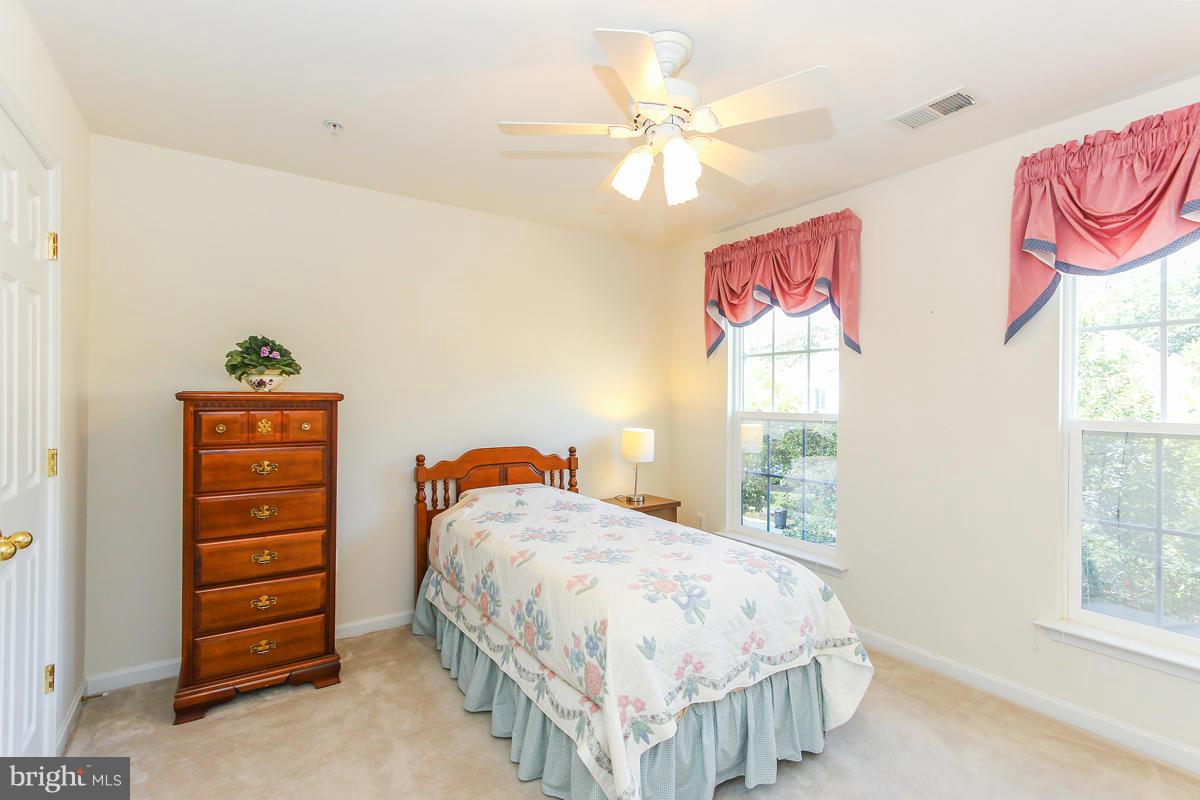 23113 Persimmon Ridge Road Clarksburg, MD 20871 - Photo 19 of 30 Bedroom