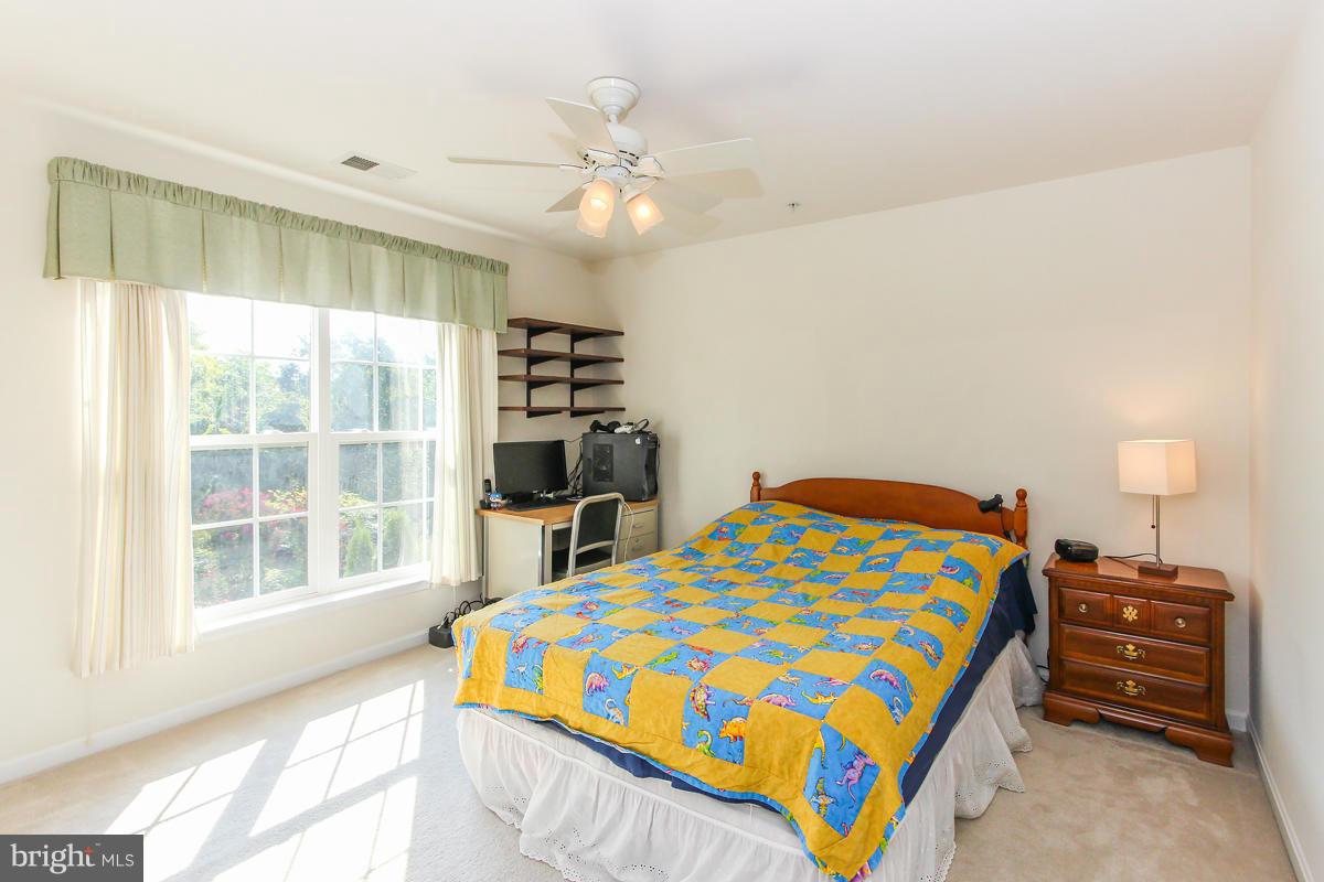 23113 Persimmon Ridge Road Clarksburg, MD 20871 - Photo 20 of 30 Bedroom