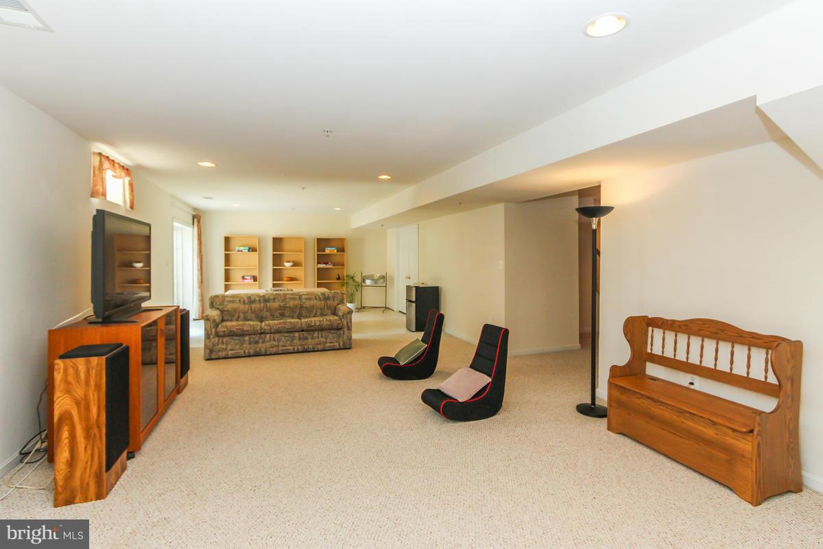 23113 Persimmon Ridge Road Clarksburg, MD 20871 - Photo 22 of 30 Basement