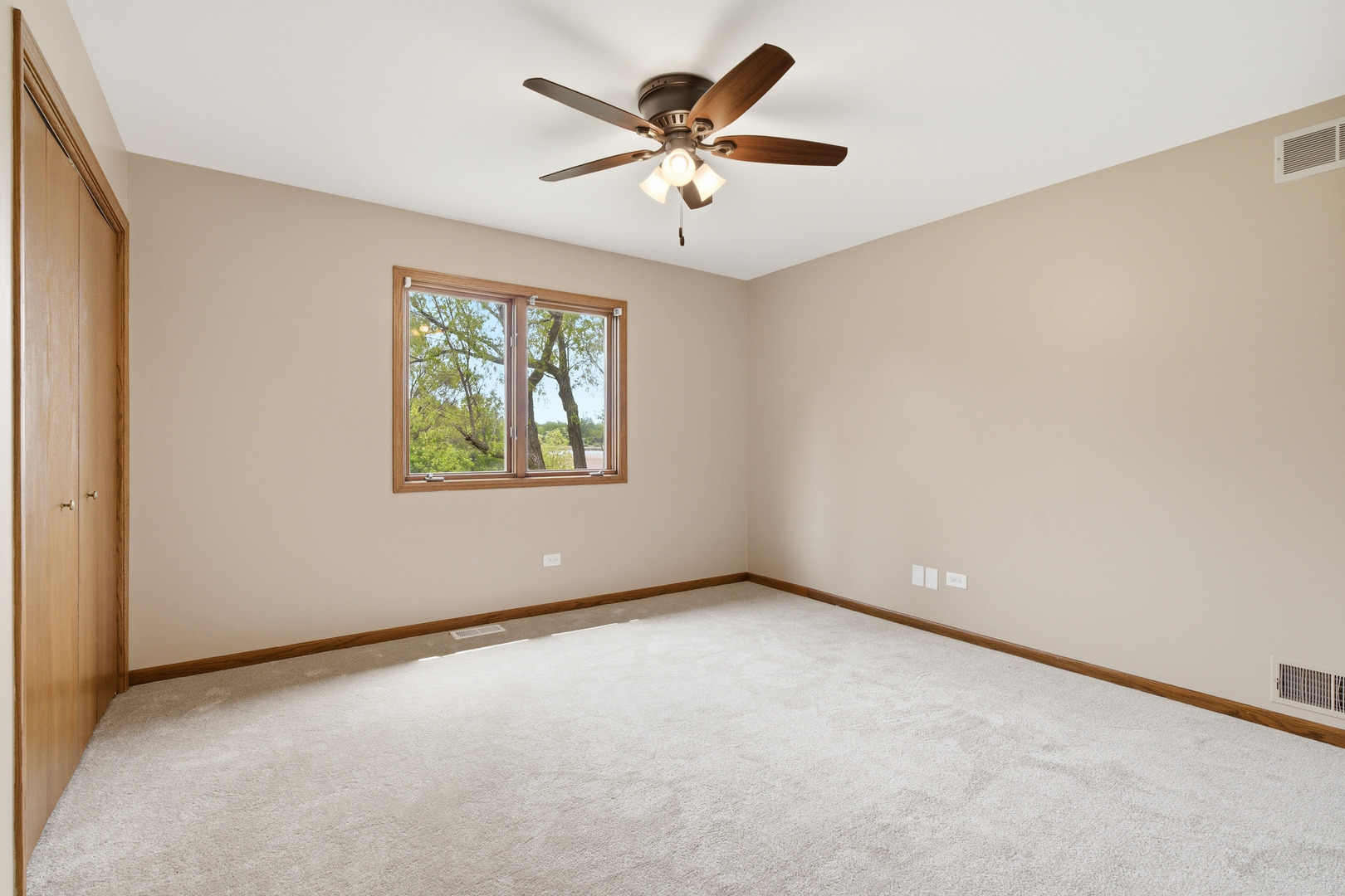 2208 Shetland Road Inverness, IL 60010 - Photo 24 of 48