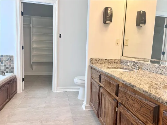 $2,100 | 11414 Pressburg Street, New Orleans, LA 70128